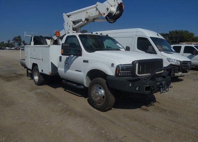 2000 FORD F-550