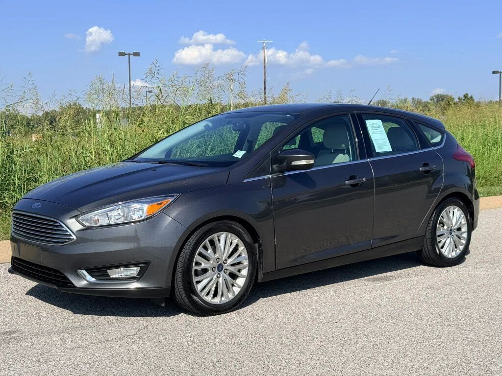 2016 FORD Focus