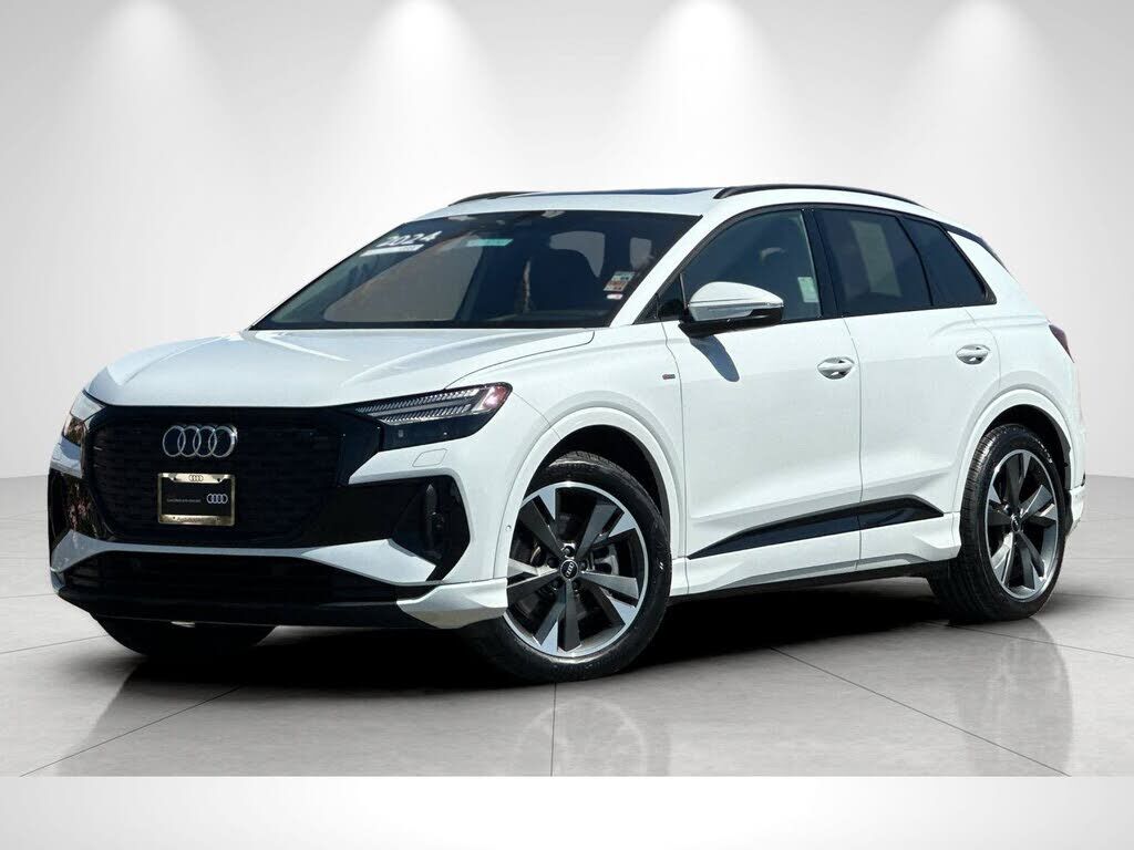 2024 AUDI Q4