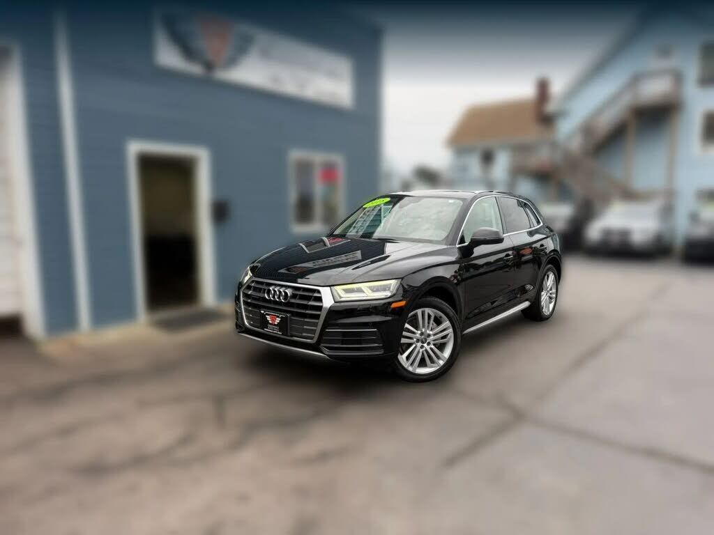 2018 AUDI Q5