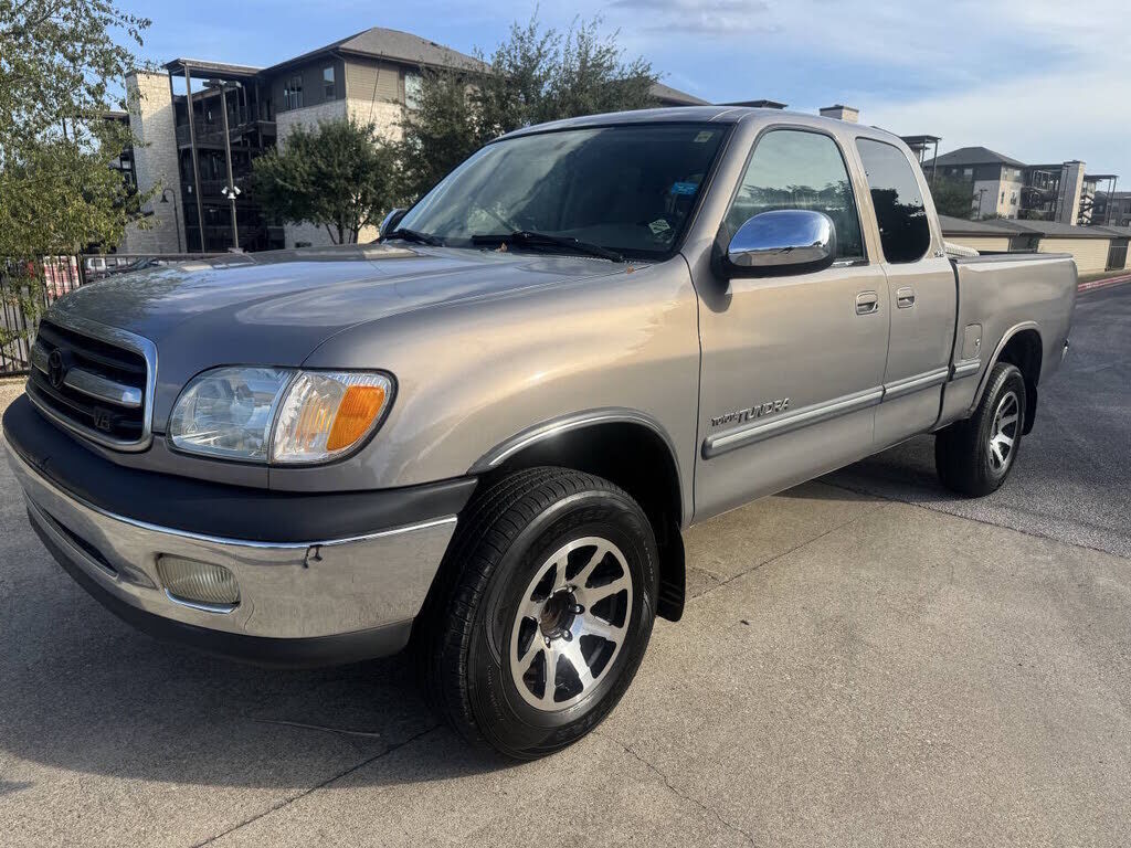 2002 TOYOTA Tundra