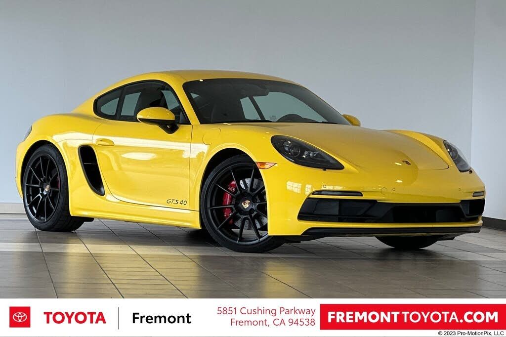 2025 PORSCHE 718