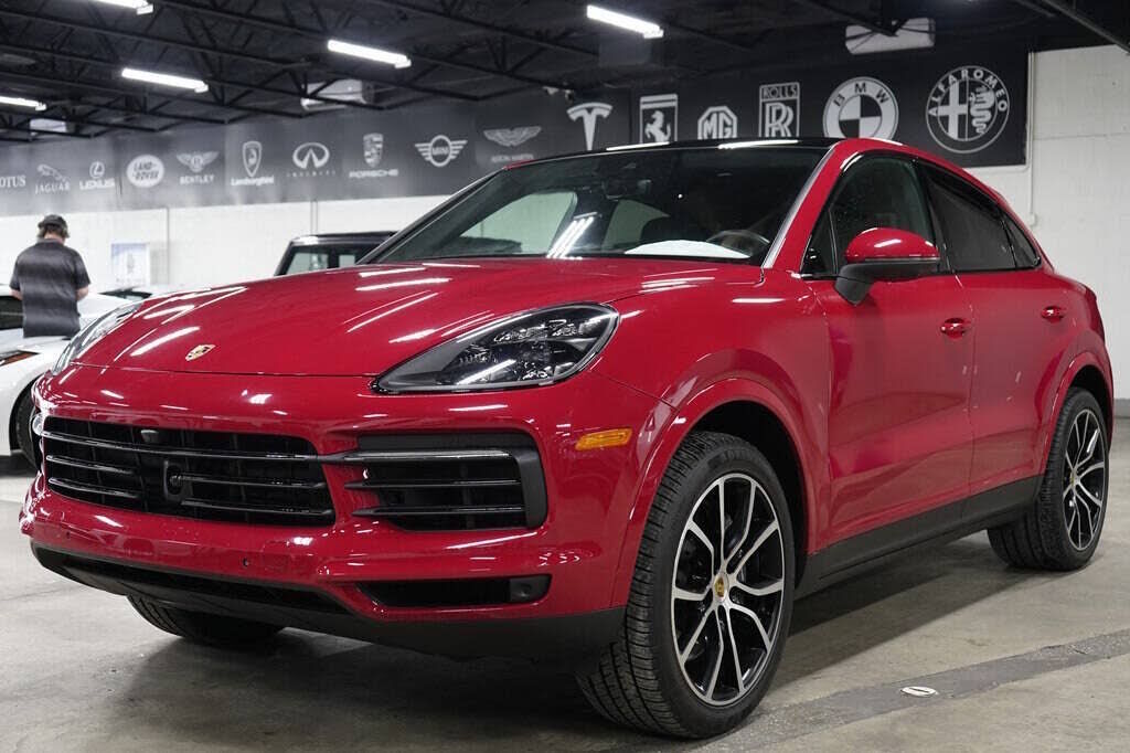 2021 PORSCHE Cayenne