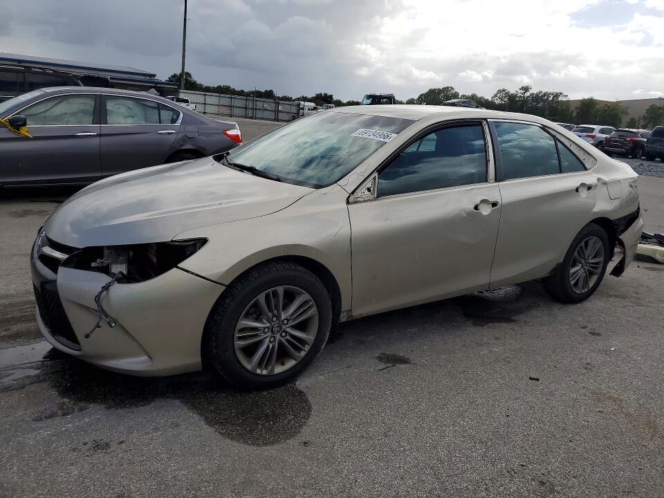2017 TOYOTA Camry