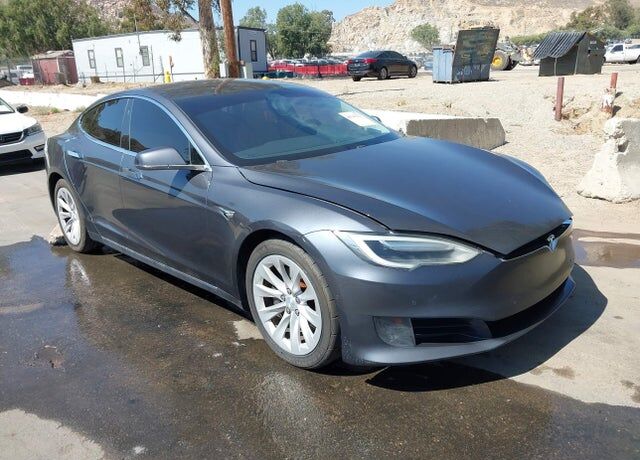 2017 TESLA Model S