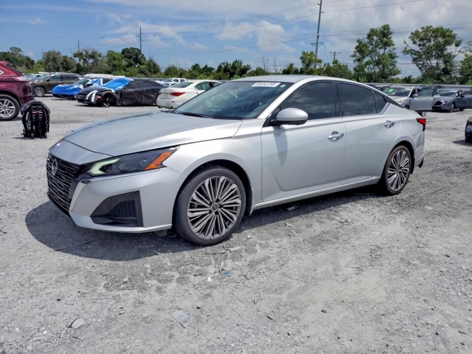 2024 NISSAN Altima