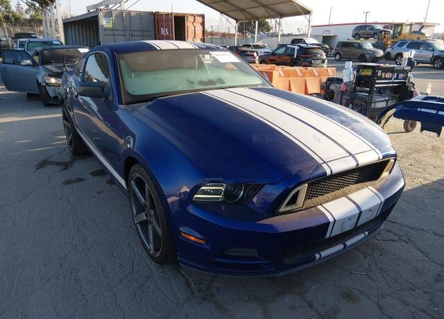 2014 FORD Mustang
