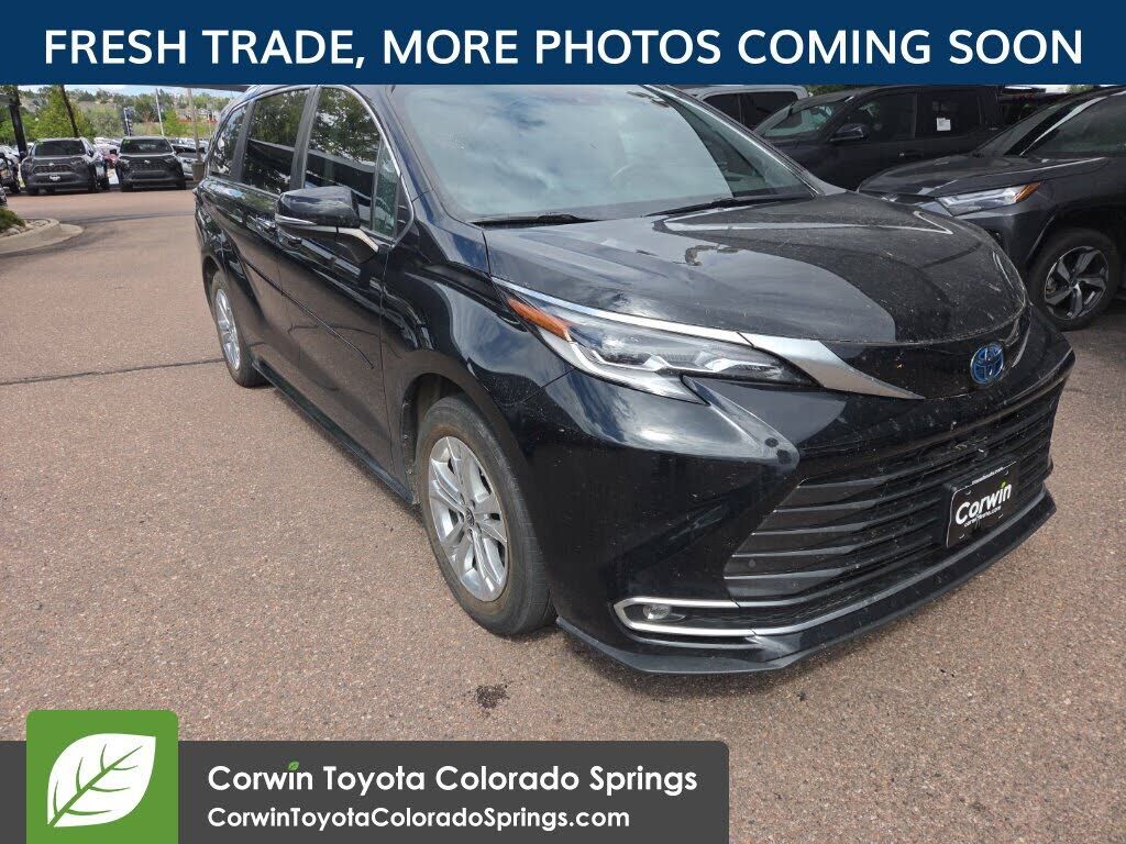 2022 TOYOTA Sienna