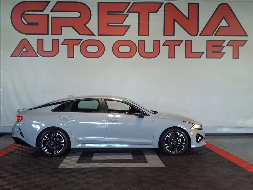 2022 KIA K5