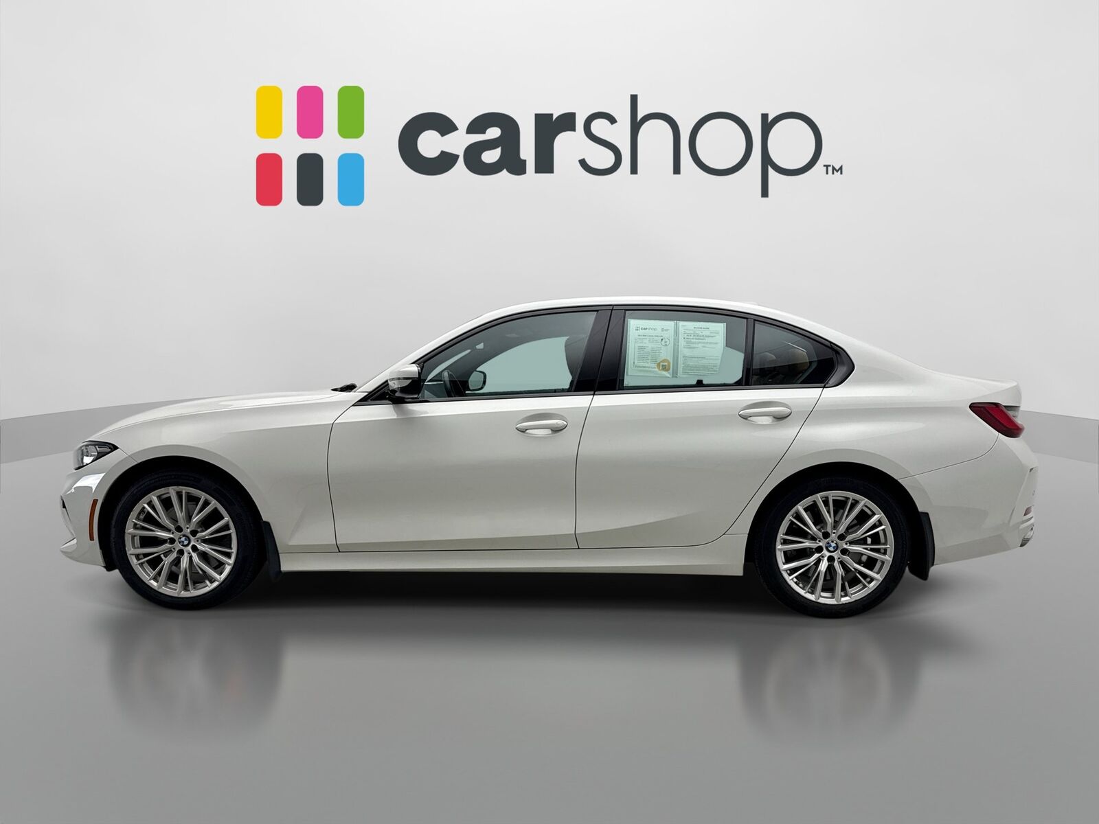 2023 BMW 330i