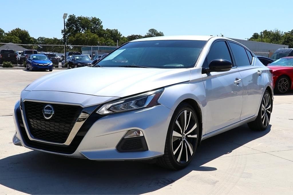 2020 NISSAN Altima