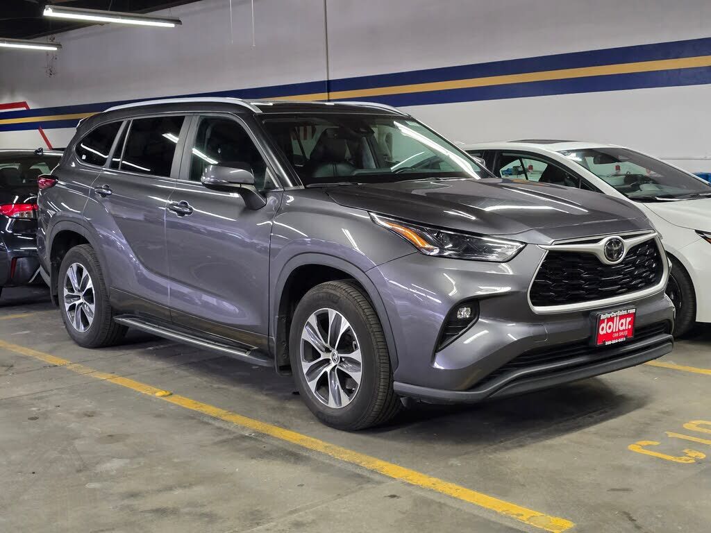 2023 TOYOTA Highlander
