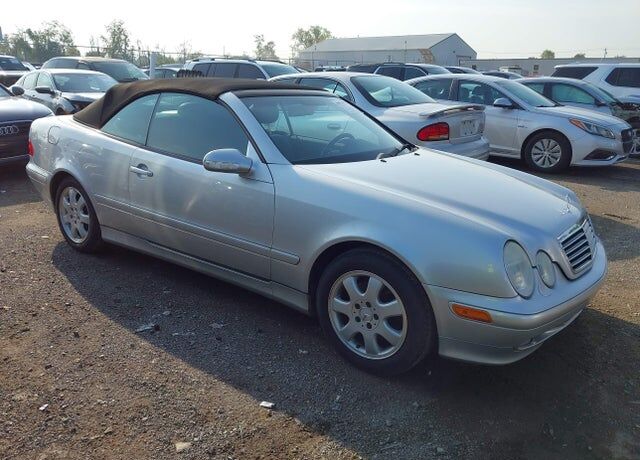2003 MERCEDES-BENZ CLK-Class