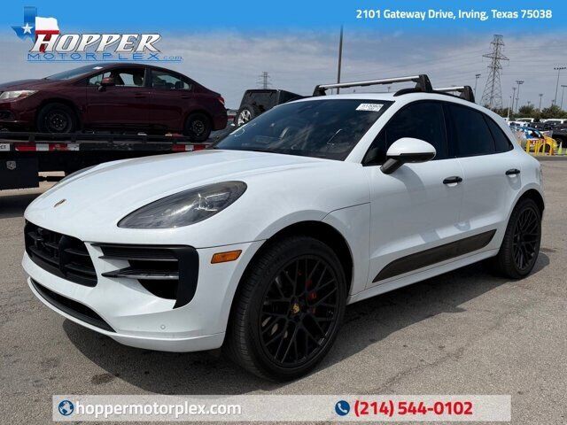 2019 PORSCHE Macan