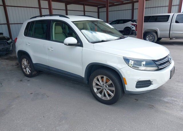 2015 VOLKSWAGEN Tiguan