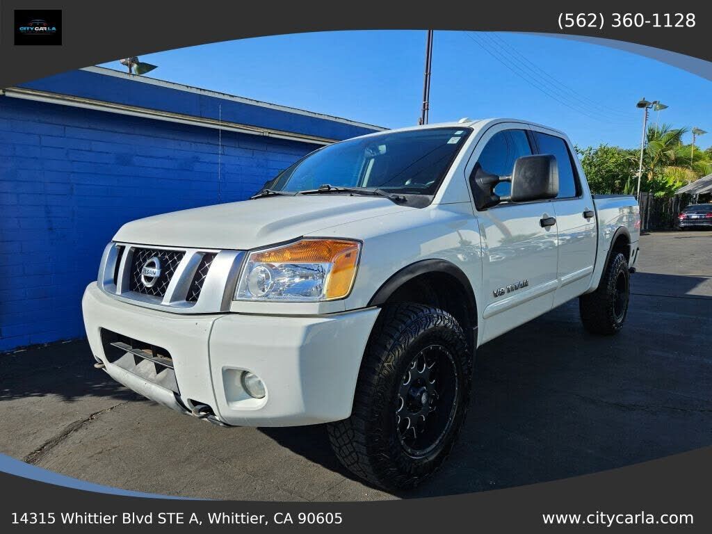 2013 NISSAN Titan