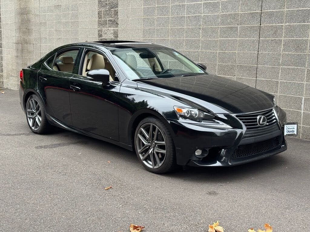 2015 LEXUS IS