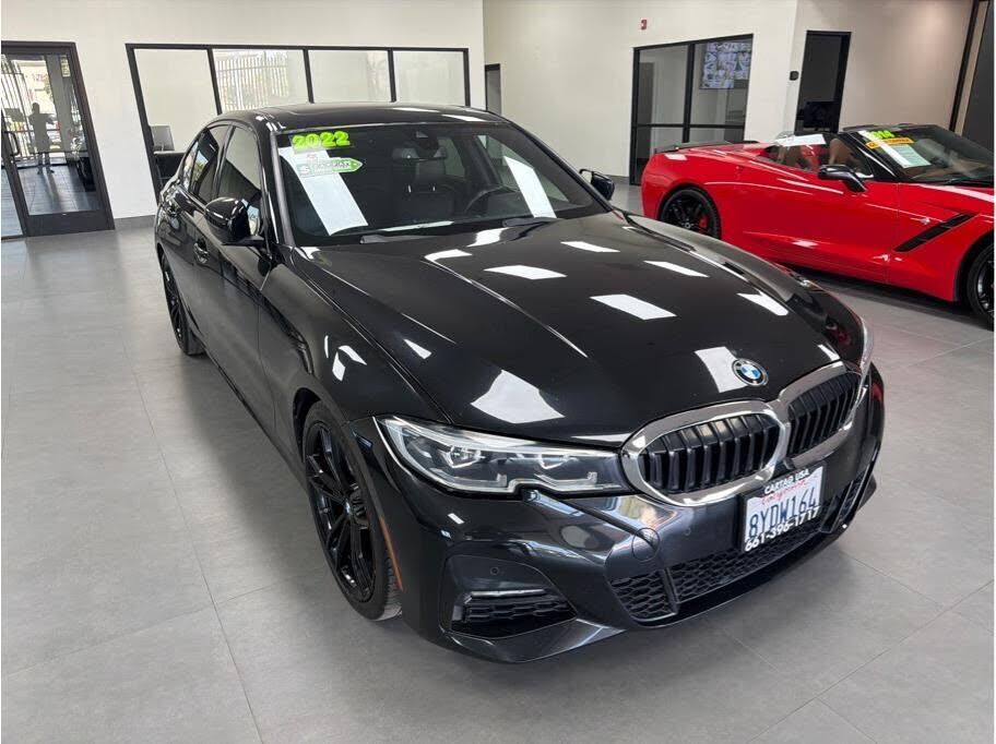 2022 BMW 330i
