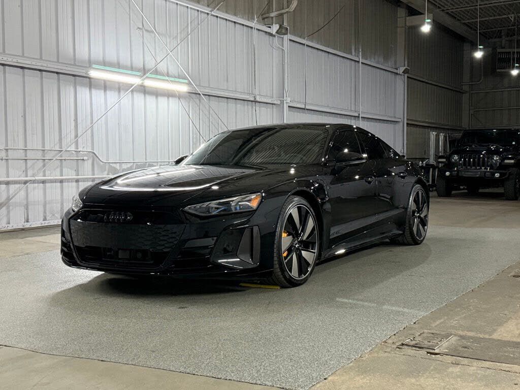 2022 AUDI RS e-tron