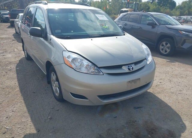 2007 TOYOTA Sienna