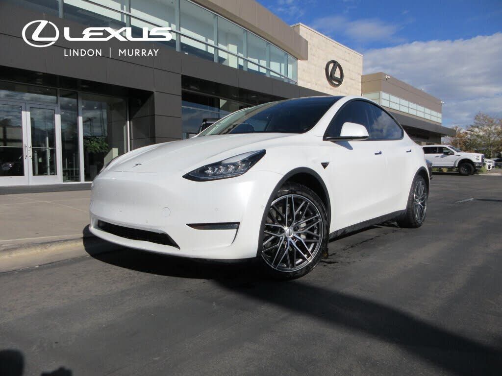 2021 TESLA Model Y