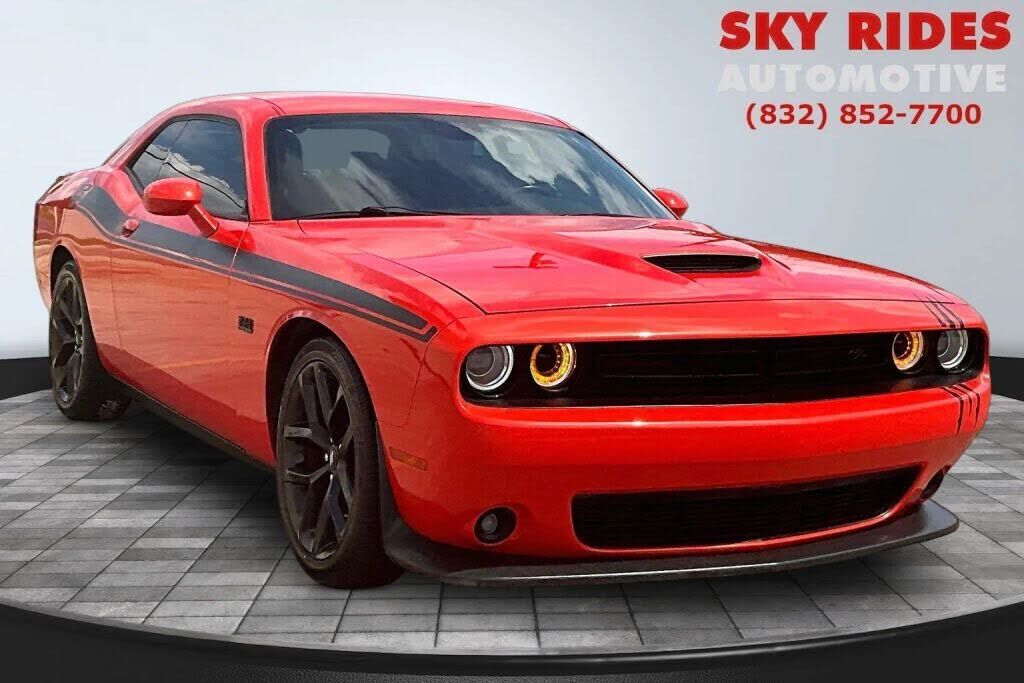 2019 DODGE Challenger