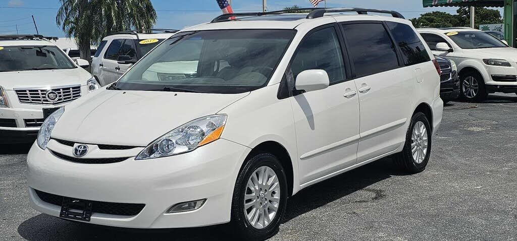 2007 TOYOTA Sienna