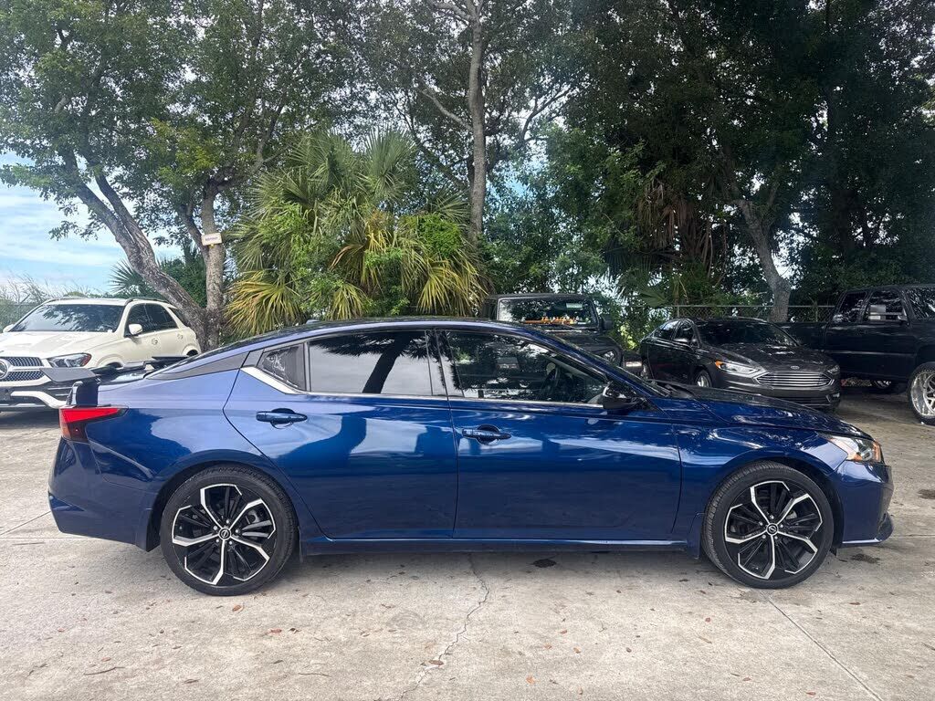 2023 NISSAN Altima