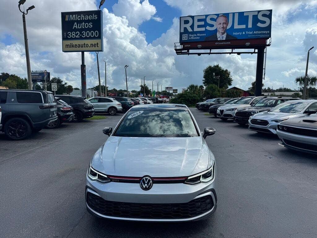2024 VOLKSWAGEN Golf GTI