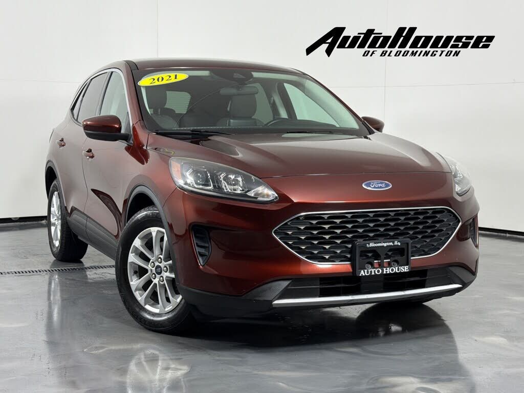 2021 FORD Escape