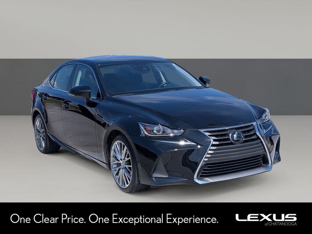 2018 LEXUS IS