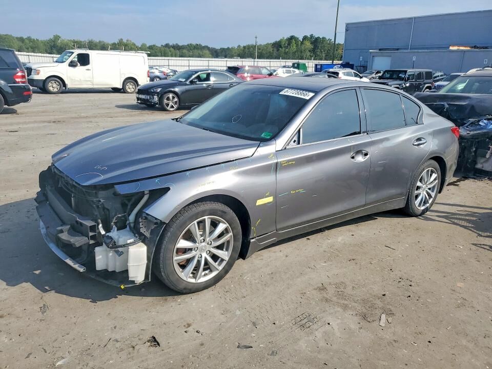 2014 INFINITI Q50