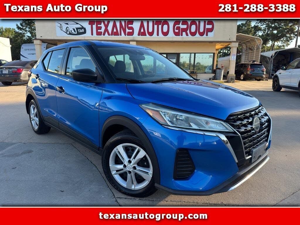 2024 NISSAN Kicks