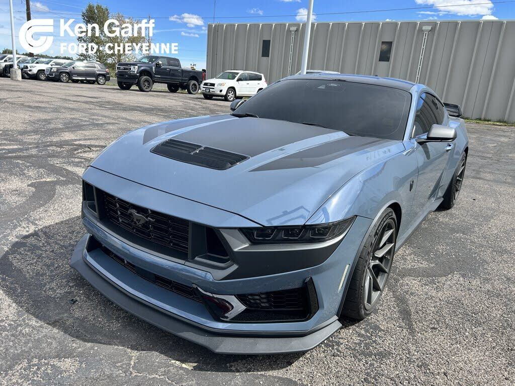 2025 FORD Mustang