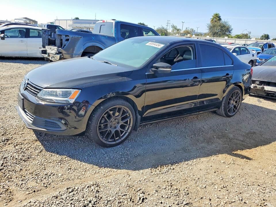 2014 VOLKSWAGEN Jetta