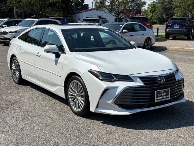 2022 TOYOTA Avalon