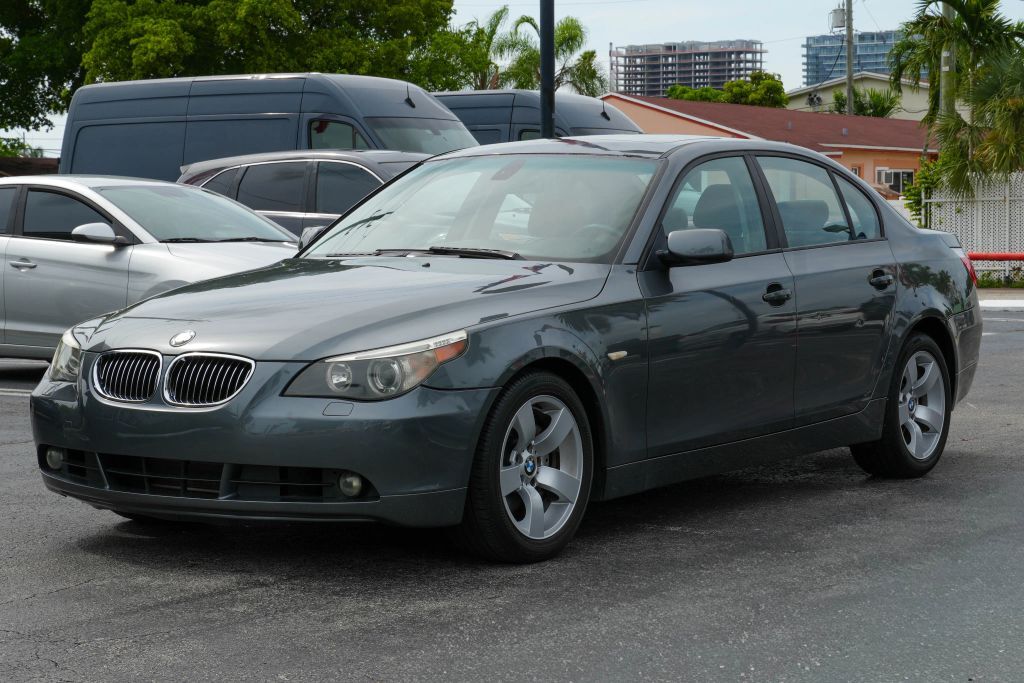 2006 BMW 525i