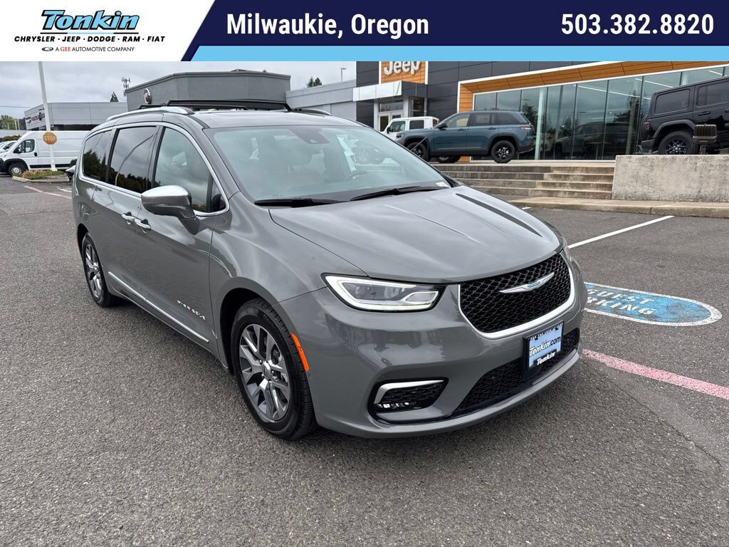 2021 CHRYSLER Pacifica
