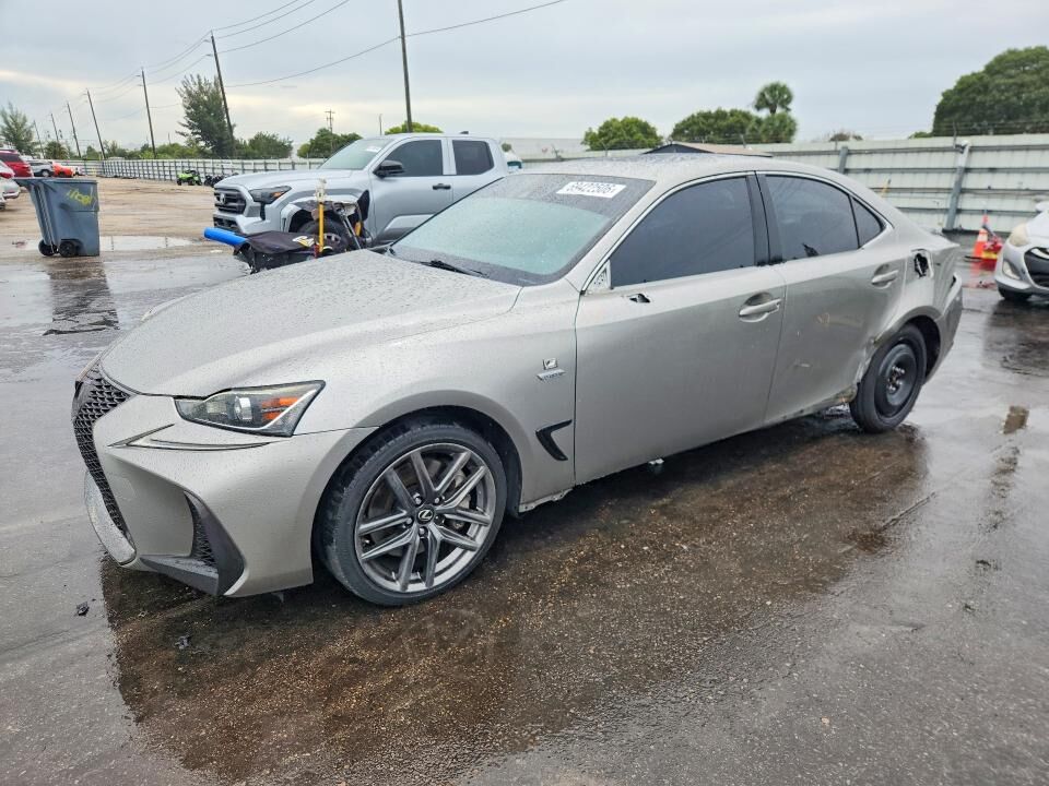 2018 LEXUS IS