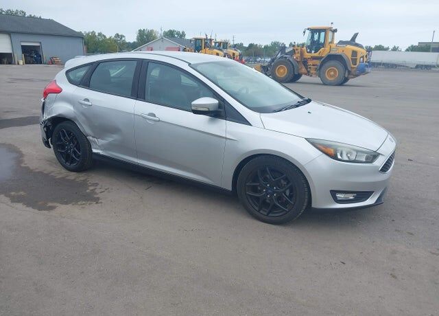 2016 FORD Focus