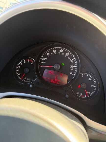 2012 VOLKSWAGEN Beetle