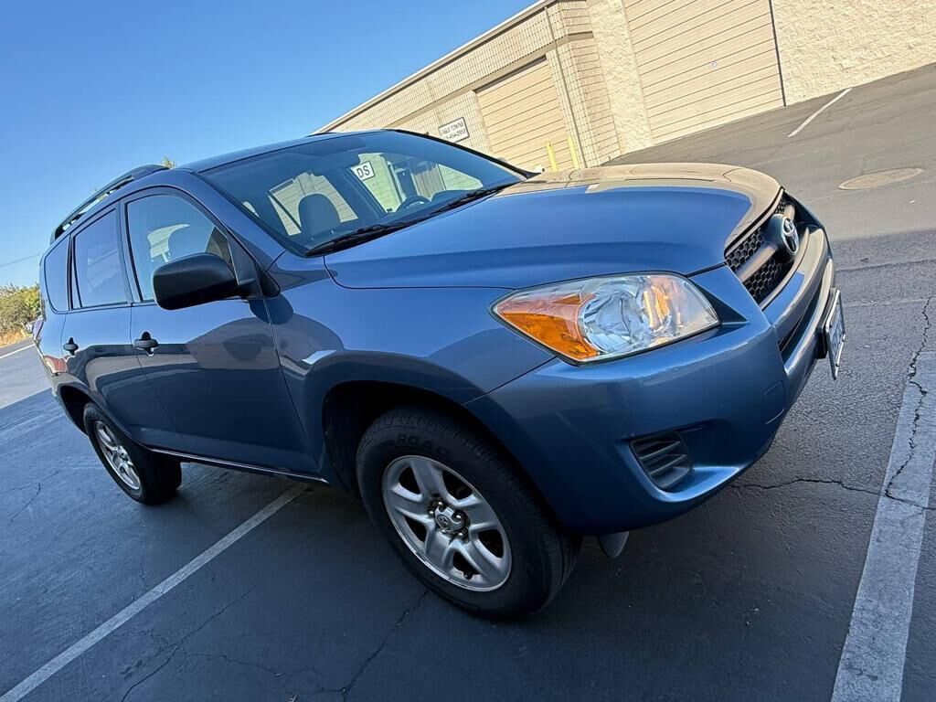 2010 TOYOTA RAV4