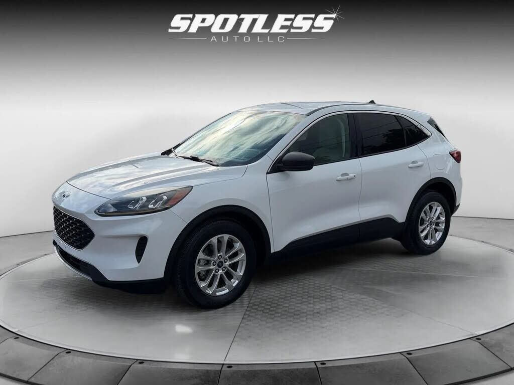 2022 FORD Escape