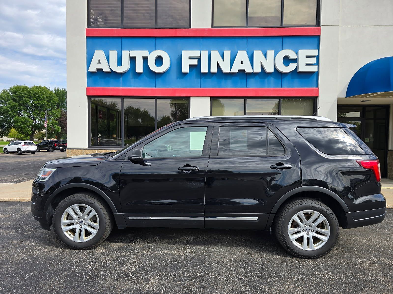 2019 FORD Explorer