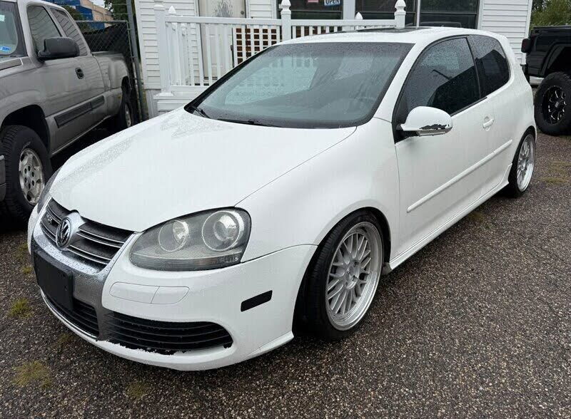 2008 VOLKSWAGEN R32