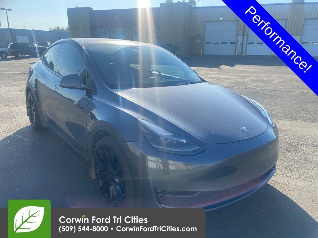 2021 TESLA Model Y