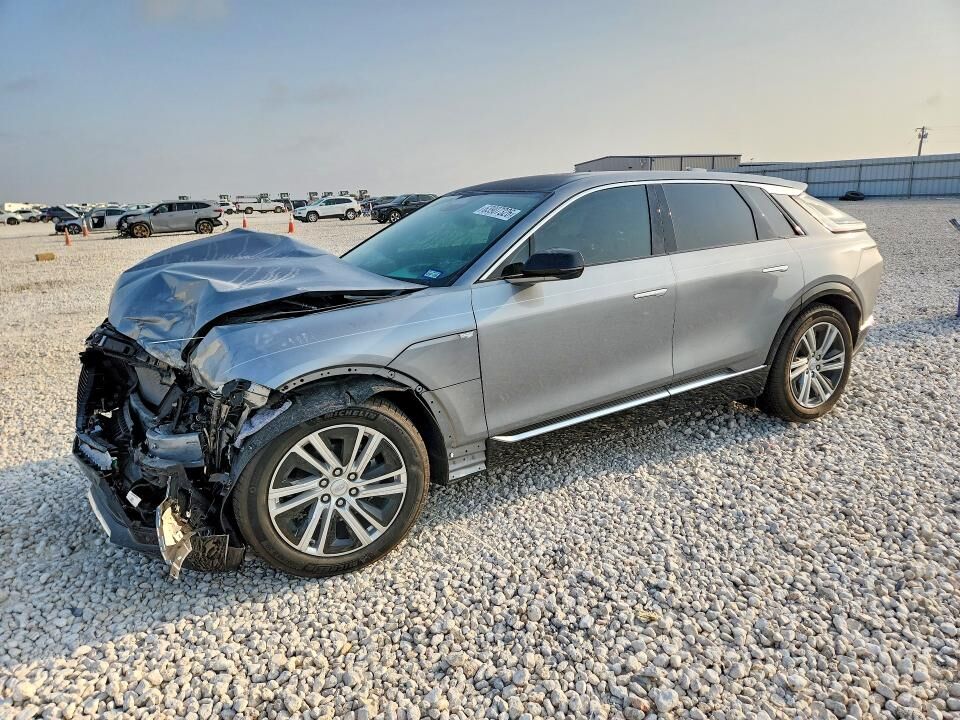 2024 CADILLAC Lyriq