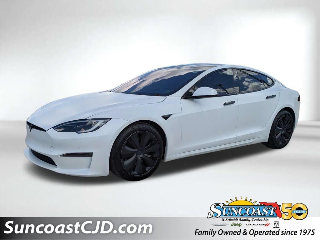 2022 TESLA Model S