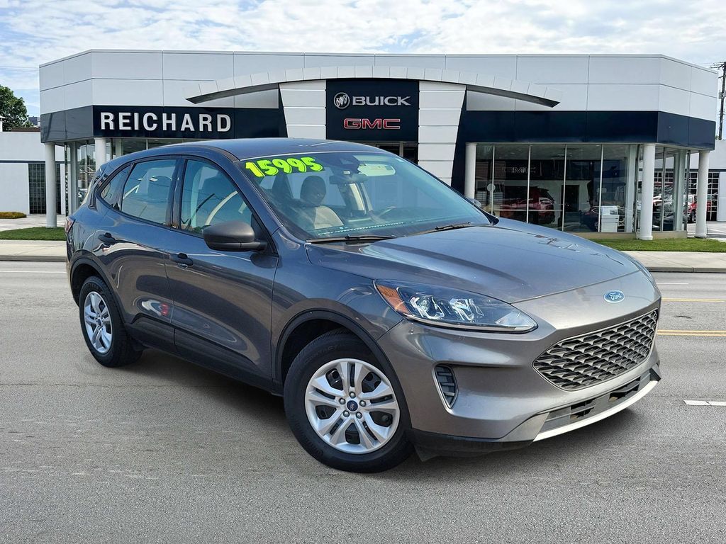 2021 FORD Escape