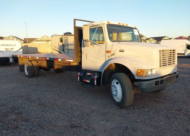 1999 INTERNATIONAL 4900